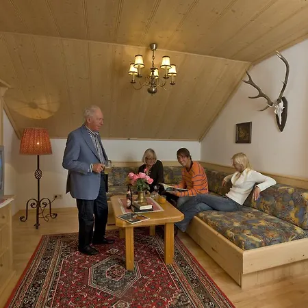 Kaiser Karl *** Ferienwohnungen Großgmain Zimmer foto